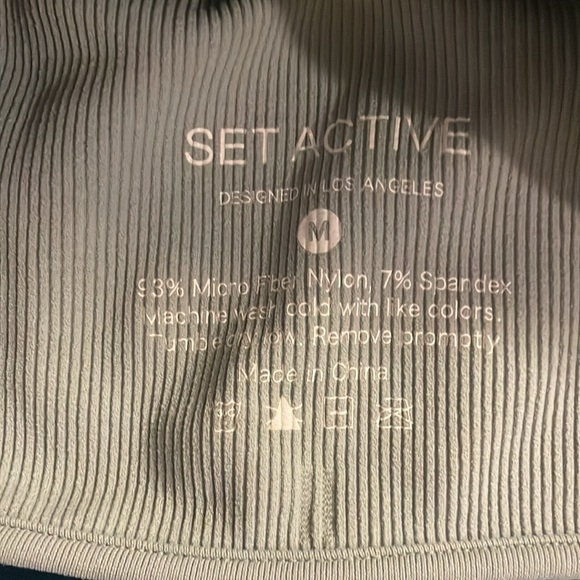 SET ACTIVE sports bra - Picture 4 of 4